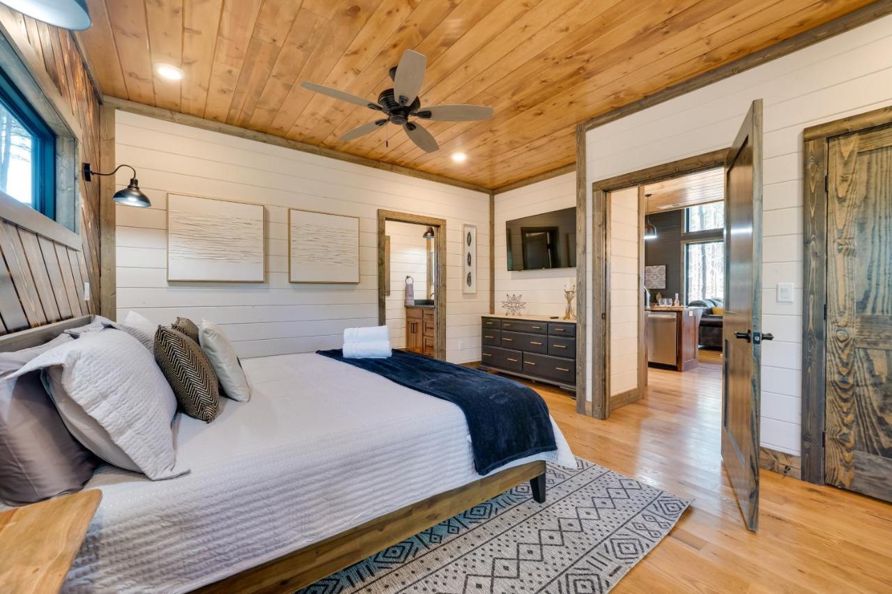 Serene Broken Bow Cabin With Hot Tub And Fire Pit! Exterior photo